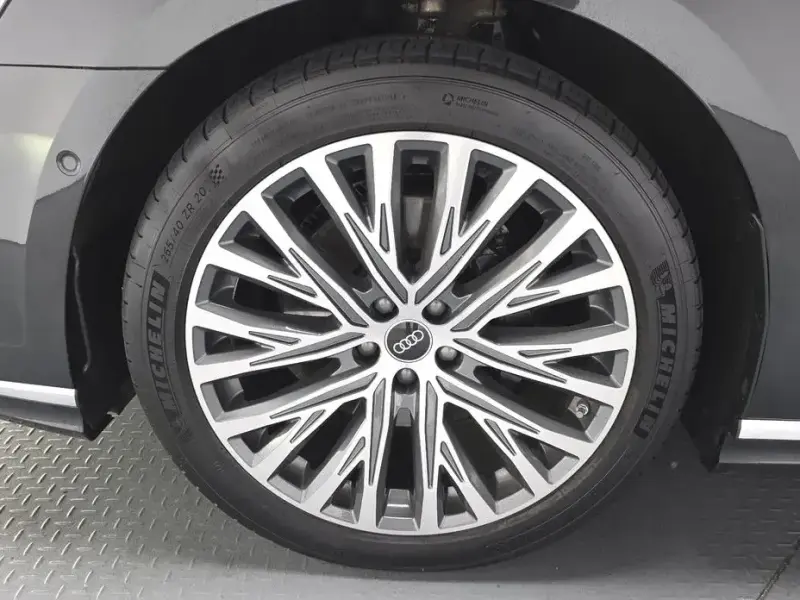 2023 Audi A8 с пробегом 58 572 км