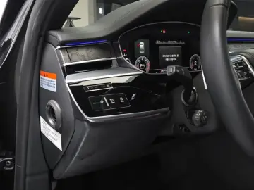 2023 Audi A8 с пробегом 58 572 км