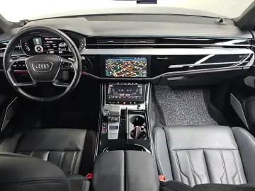 2021 Audi A8 с пробегом 65 657 км