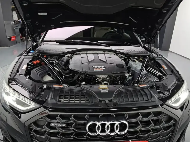 2023 Audi A8 с пробегом 21 234 км
