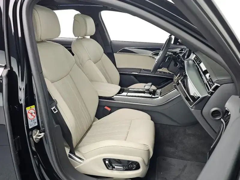 2023 Audi A8 с пробегом 21 234 км