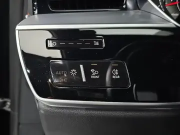 2021 Audi A8 с пробегом 88 786 км