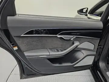 2021 Audi A8 с пробегом 88 786 км