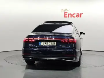 2022 Audi A8 с пробегом 40 865 км