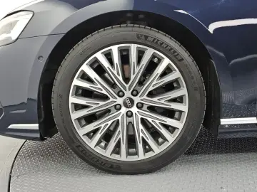 2022 Audi A8 с пробегом 40 865 км