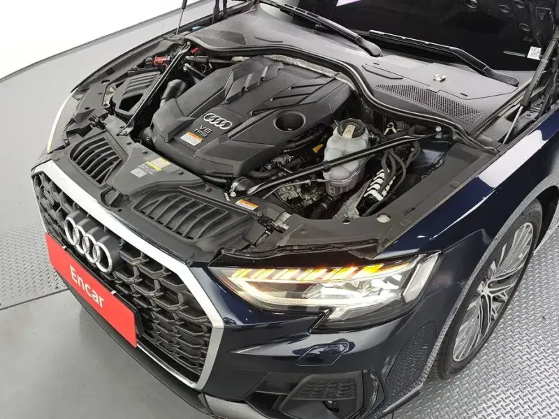 2022 Audi A8 с пробегом 40 865 км