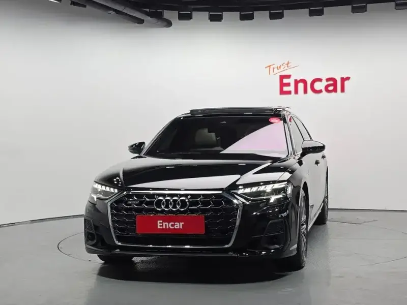 2023 Audi A8 с пробегом 13 675 км