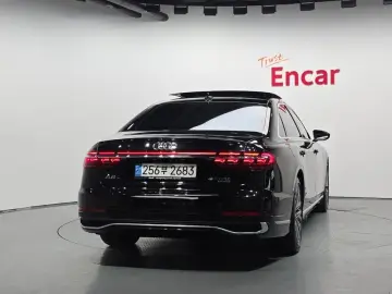 2023 Audi A8 с пробегом 13 675 км