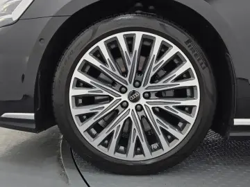 2023 Audi A8 с пробегом 13 675 км