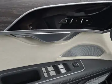 2023 Audi A8 с пробегом 13 675 км