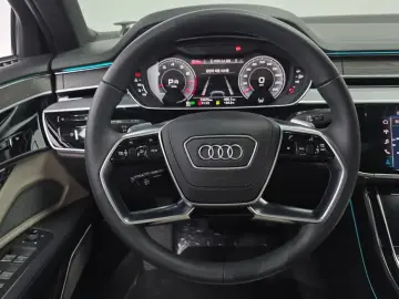 2023 Audi A8 с пробегом 13 675 км
