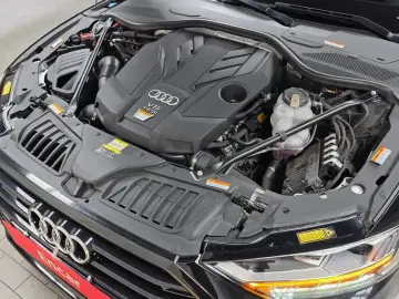 2021 Audi A8 с пробегом 46 075 км