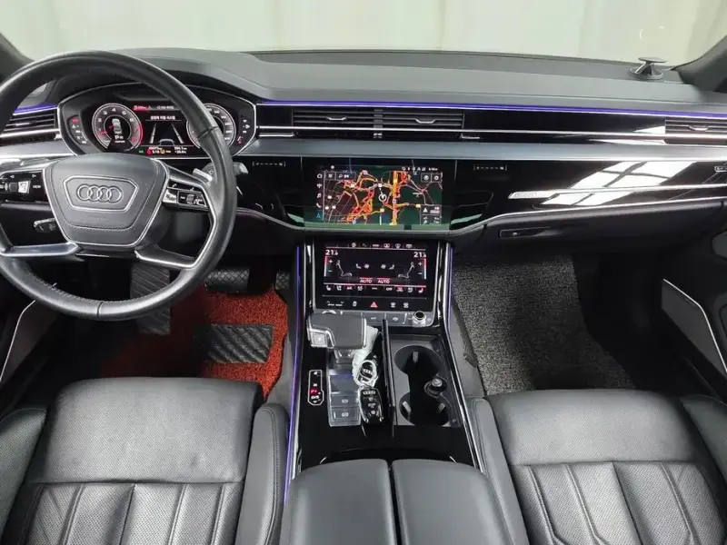 2021 Audi A8 с пробегом 46 075 км