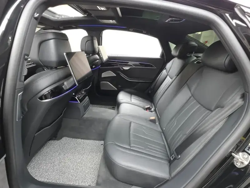 2021 Audi A8 с пробегом 46 075 км