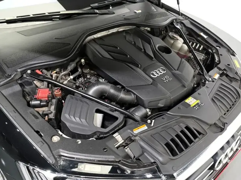 2021 Audi A8 с пробегом 118 600 км