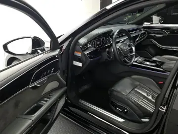 2021 Audi A8 с пробегом 118 600 км