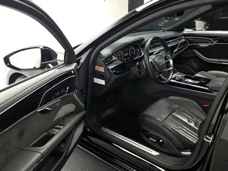 2021 Audi A8 с пробегом 118 600 км