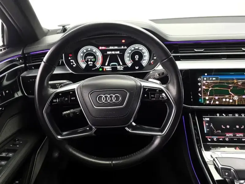 2021 Audi A8 с пробегом 118 600 км