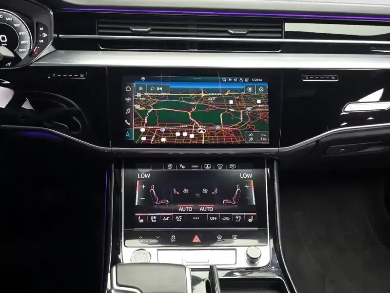 2021 Audi A8 с пробегом 118 600 км