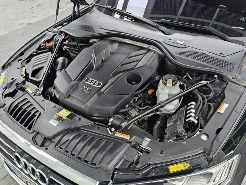 2021 Audi A8 с пробегом 57 673 км