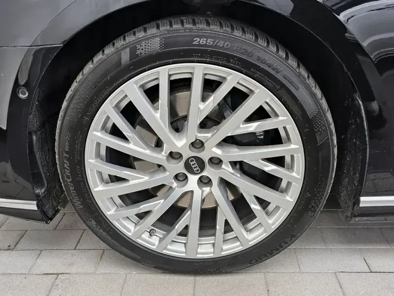 2021 Audi A8 с пробегом 46 618 км