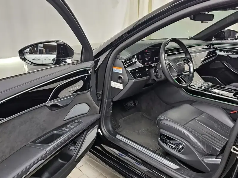 2021 Audi A8 с пробегом 46 618 км