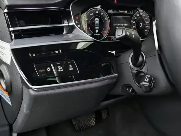 2021 Audi A8 с пробегом 57 673 км