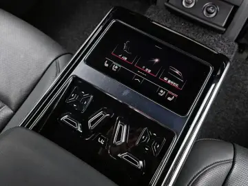 2021 Audi A8 с пробегом 57 673 км