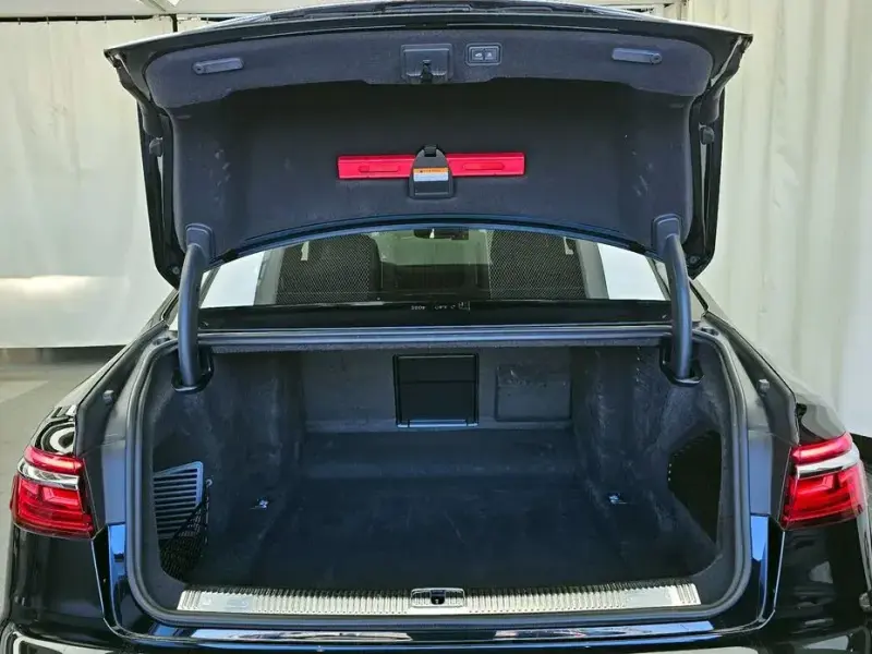 2021 Audi A8 с пробегом 46 618 км