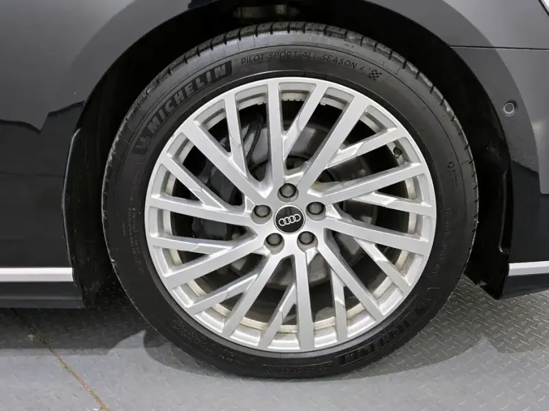 2021 Audi A8 с пробегом 95 201 км