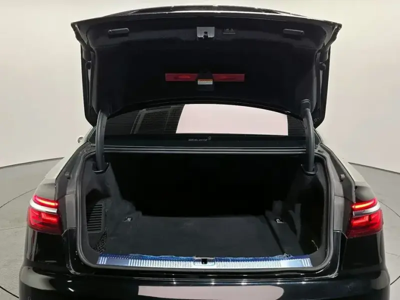 2021 Audi A8 с пробегом 95 201 км