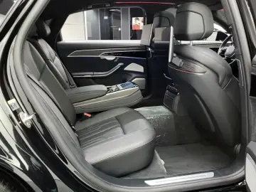 2022 Audi A8 с пробегом 60 745 км