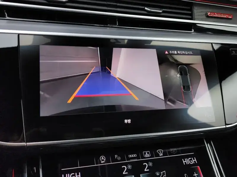 2022 Audi A8 с пробегом 60 745 км