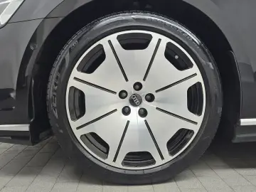 2023 Audi A8 с пробегом 28 277 км
