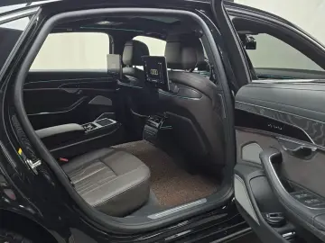 2023 Audi A8 с пробегом 28 277 км