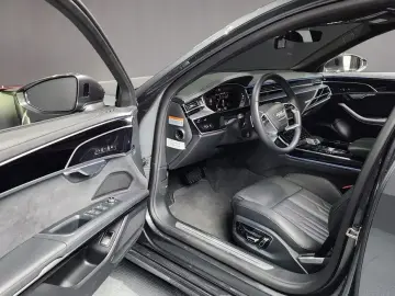 2023 Audi A8 с пробегом 29 502 км