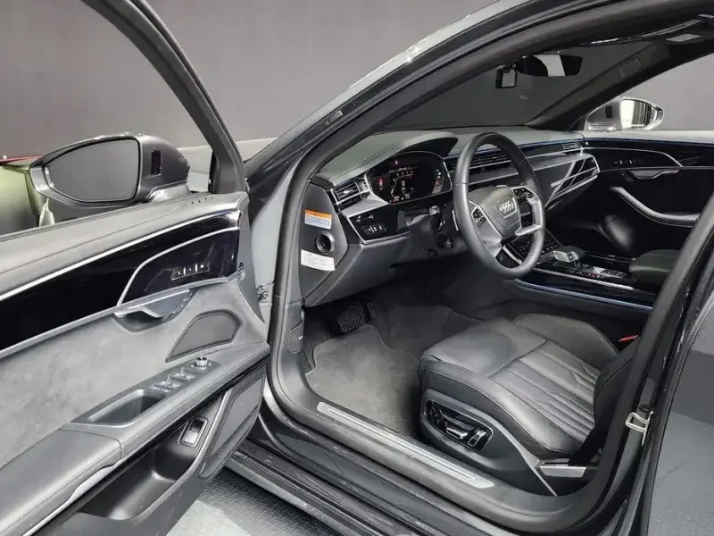2023 Audi A8 с пробегом 29 502 км