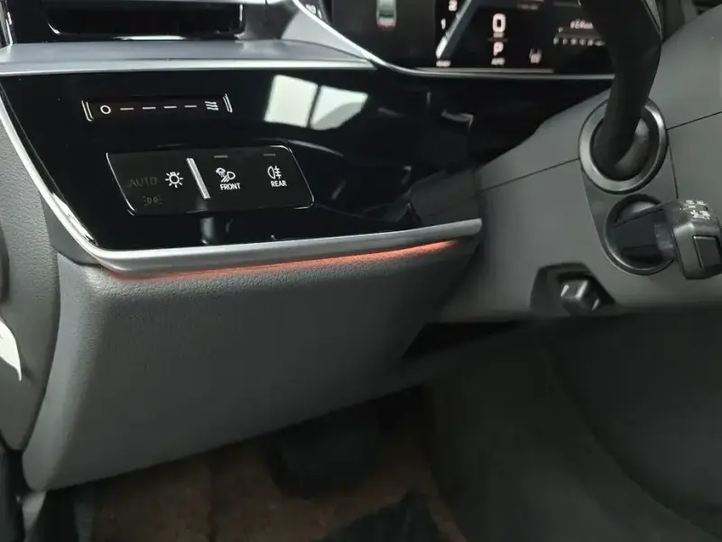 2023 Audi A8 с пробегом 28 277 км