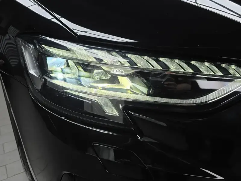 2023 Audi A8 с пробегом 28 277 км