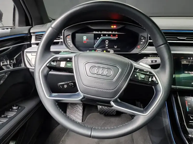 2023 Audi A8 с пробегом 29 502 км