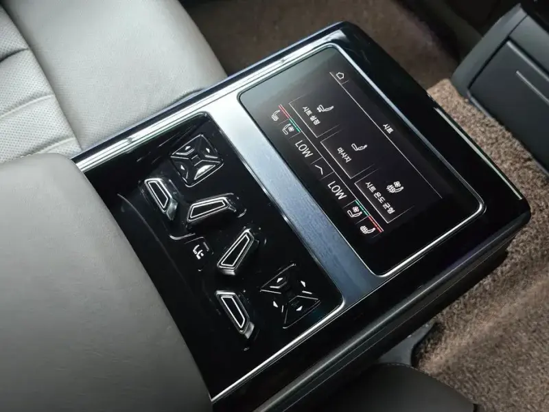 2023 Audi A8 с пробегом 28 277 км