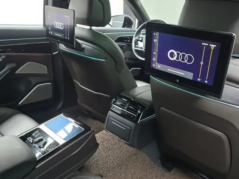 2023 Audi A8 с пробегом 28 277 км