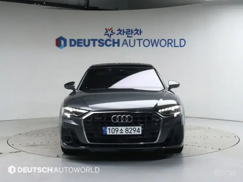2022 Audi A8 с пробегом 65 303 км