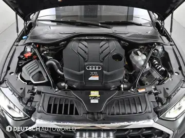 2022 Audi A8 с пробегом 65 303 км