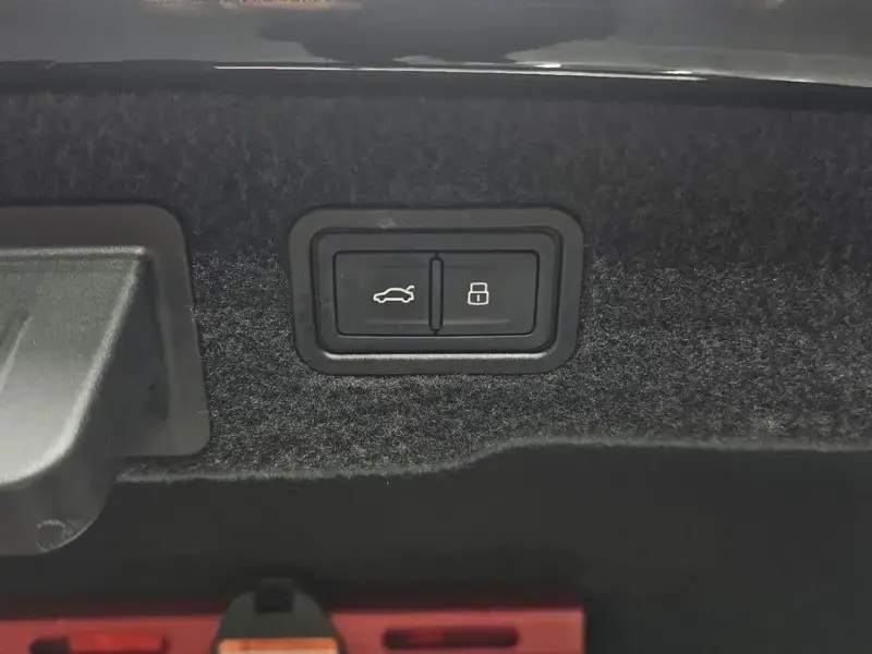 2021 Audi A8 с пробегом 71 232 км