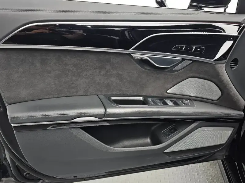 2021 Audi A8 с пробегом 71 232 км
