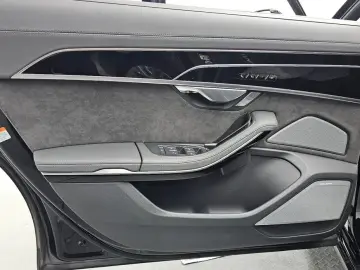 2021 Audi A8 с пробегом 71 232 км