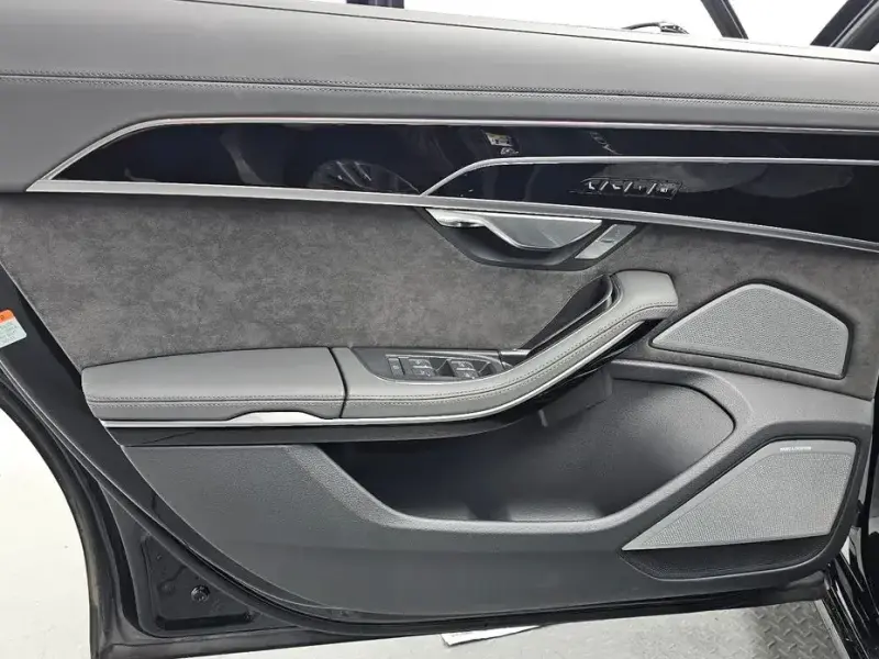 2021 Audi A8 с пробегом 71 232 км