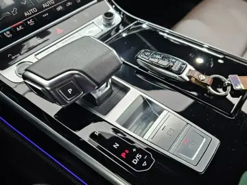 2021 Audi A8 с пробегом 51 469 км