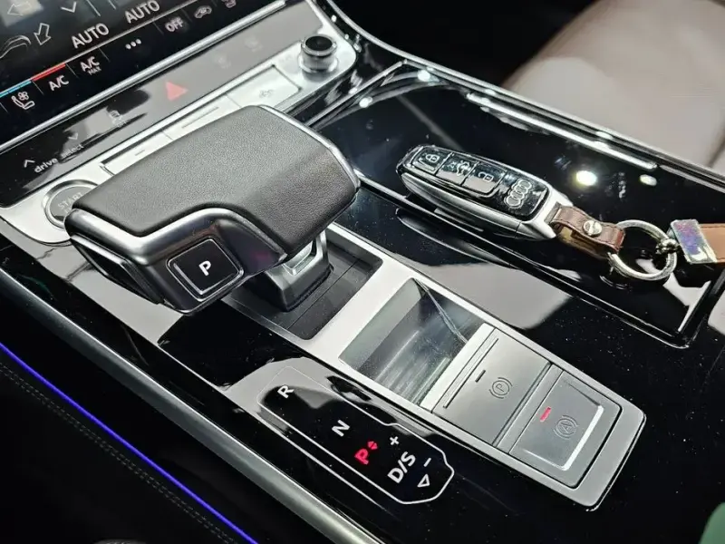 2021 Audi A8 с пробегом 51 469 км